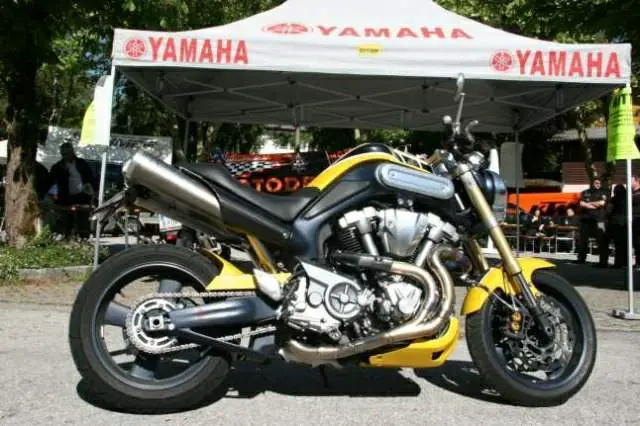 , 2007 Yamaha MT-01 Diseño Kenny Roberts