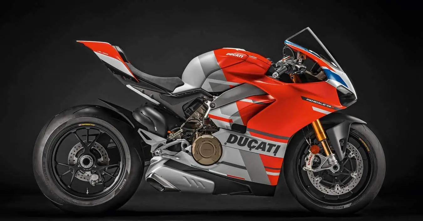 , Curso Especial Ducati Panigale V4S