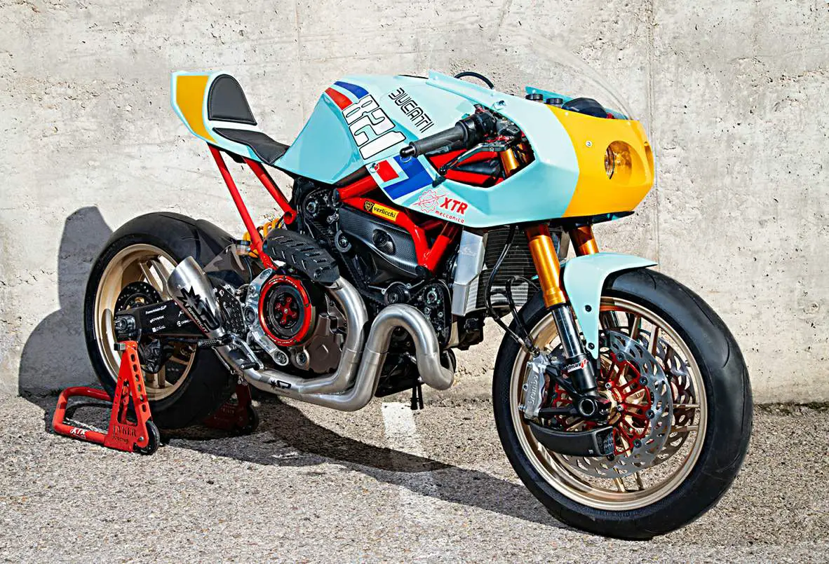 , Ducati PANTAH Monster 821 Racer con Pepo XTR