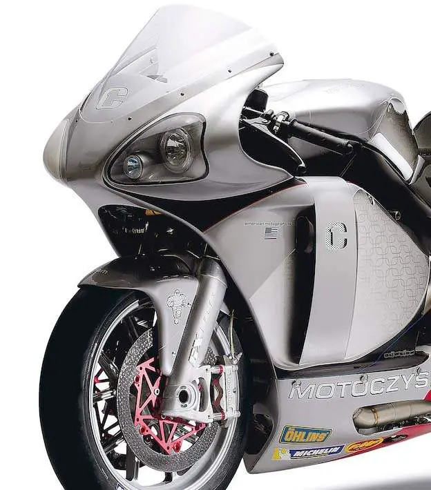 , Especificaciones de la motocicleta MotoCzysz