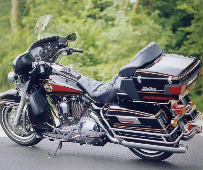 , Harley Davidson FLHTCU Electra Glide