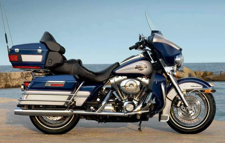 , Harley Davidson FLHTCUI Electra Glide Ultra Clásica