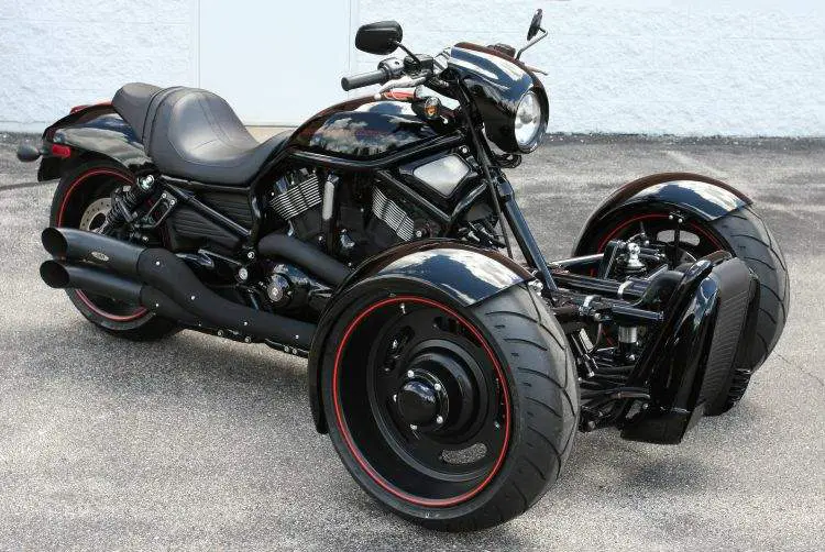 , Triciclo Harley-Davidson V-Rod de Scorpion Trikes