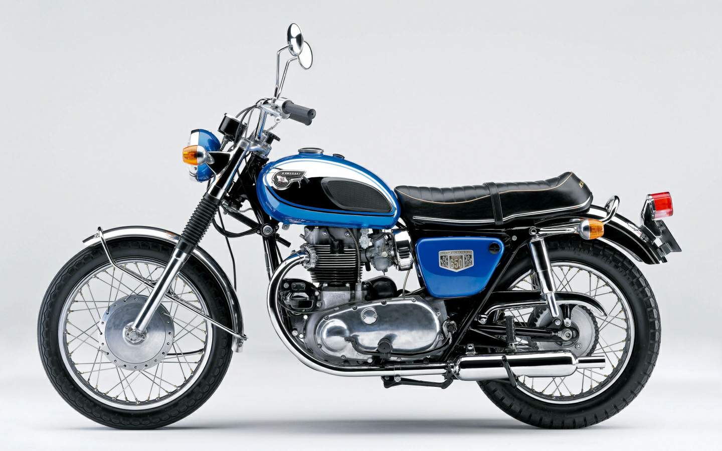 , Kawasaki W2 650SS