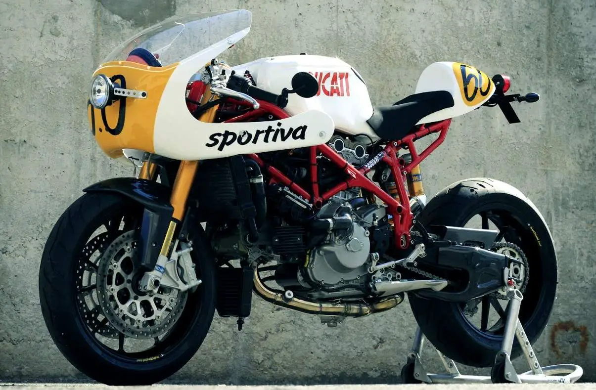 , Radical Ducati 9½