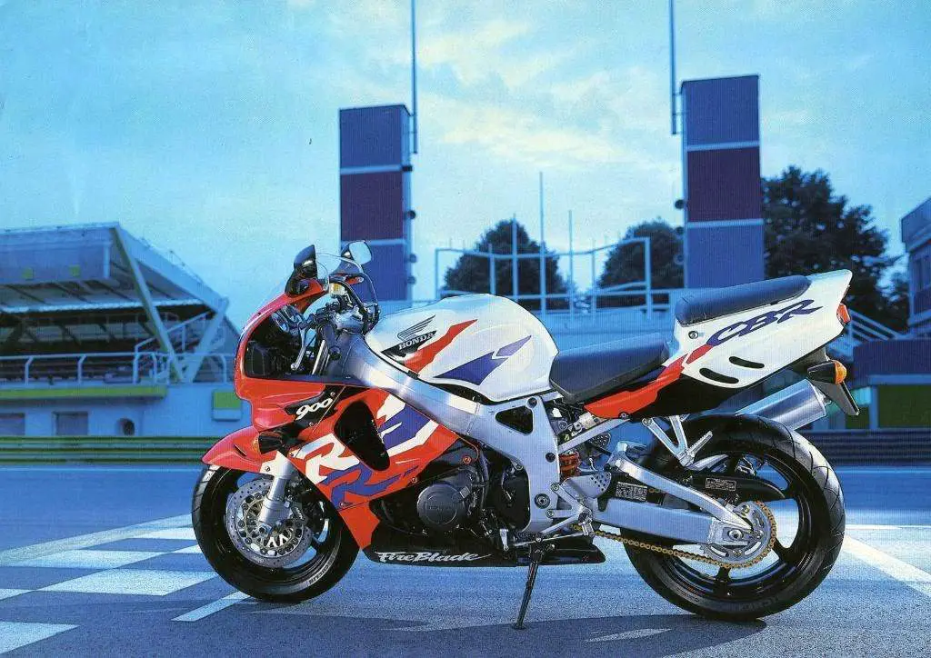 , 1996 Honda CBR 900RR hoja de fuego