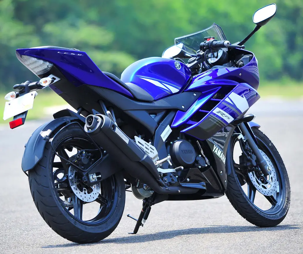 , 2011 &#8211; 2012 Yamaha YZF-R 15 V2.0